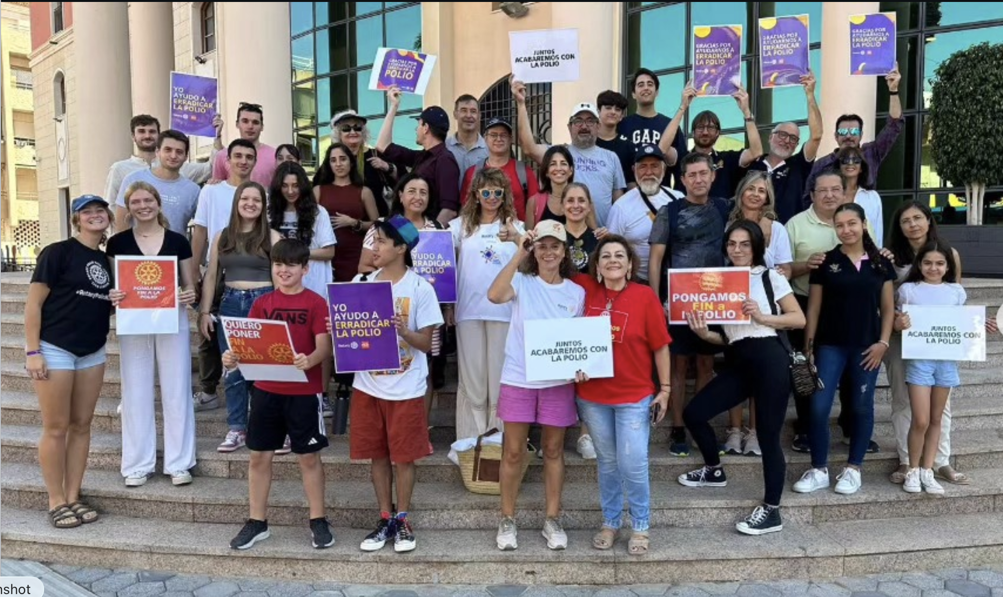 Participantes en una acción de Rotary para la erradicación de la polio